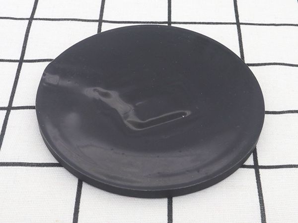 杯墊反面防滑設(shè)計