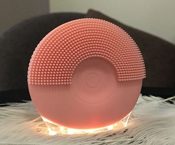 電動硅膠潔面儀，聲波臉部按摩儀-硅膠刷